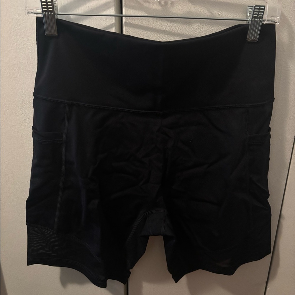 NWOT Aerie high-rise biker shorts